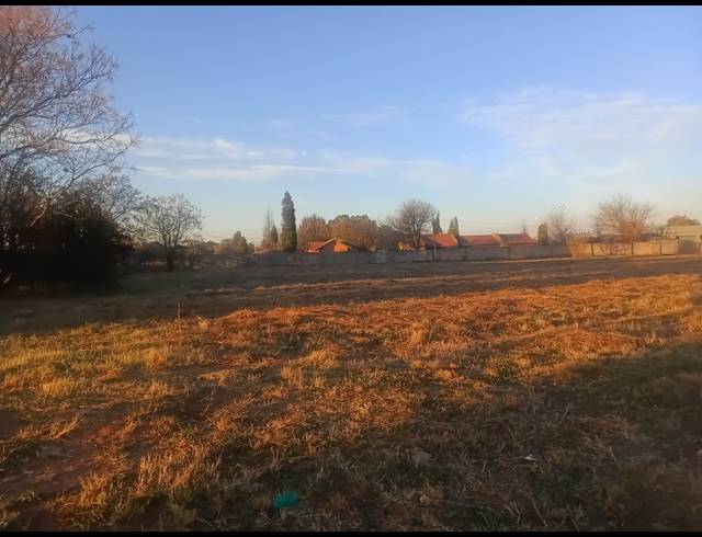 2,032M² VACANT LAND FOR SALE IN HENLEY ON KLIP